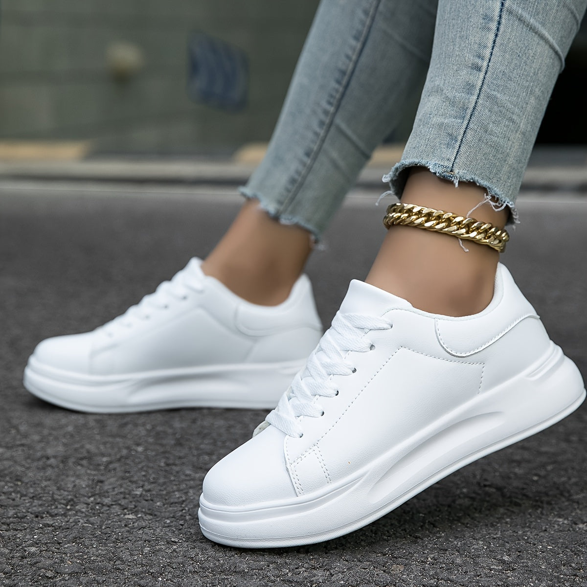 Romy – Adidași din piele albă în look curat