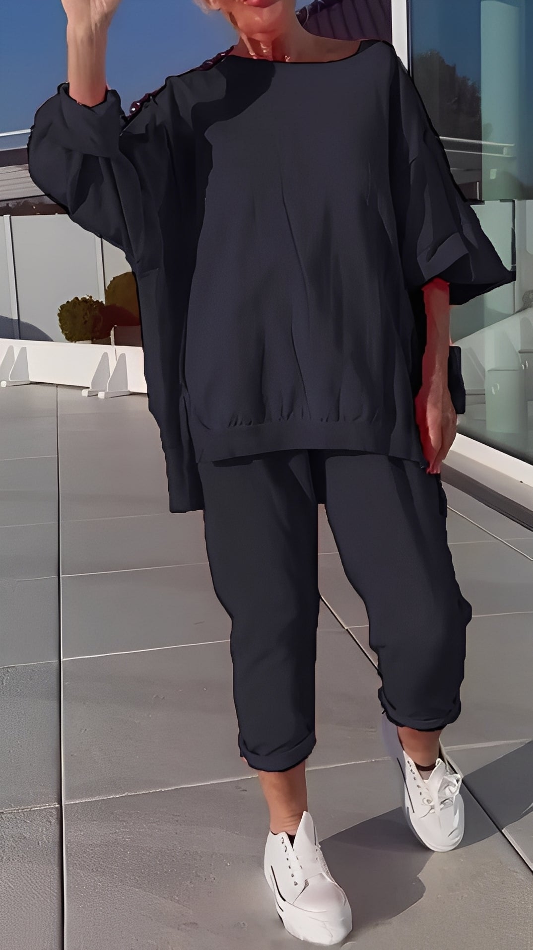 Eleanore - Set lejer din tricou slab și pantaloni pentru femei