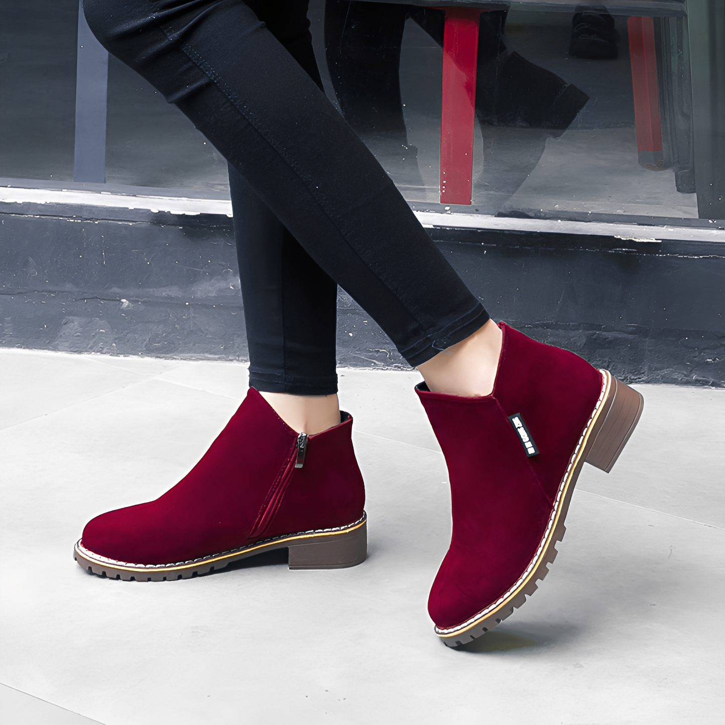 Chantelle - Elegante Botine din Piele Întoarsă pentru Femei