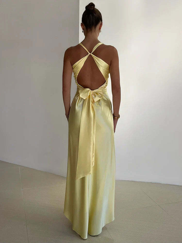 Marlene – Rochie de seară din satin cu guler halter