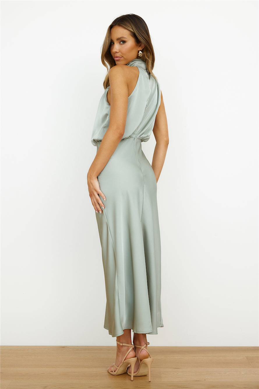 Elianna – Rochie midi elegantă cu decolteu asimetric