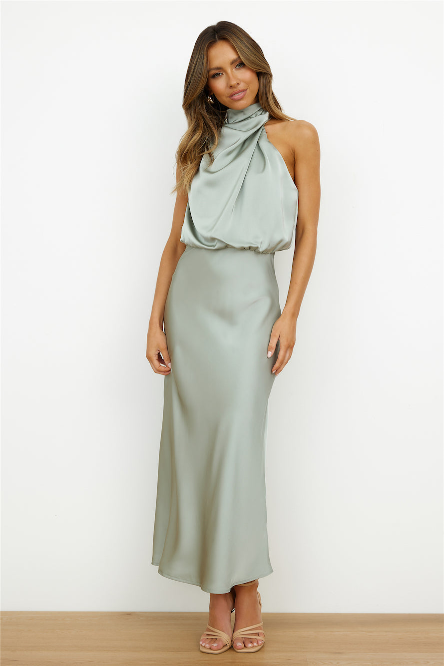 Elianna – Rochie midi elegantă cu decolteu asimetric