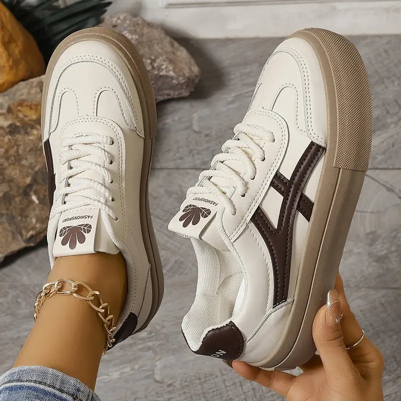 Naomi - Adidași de damă cu platformă în design retro