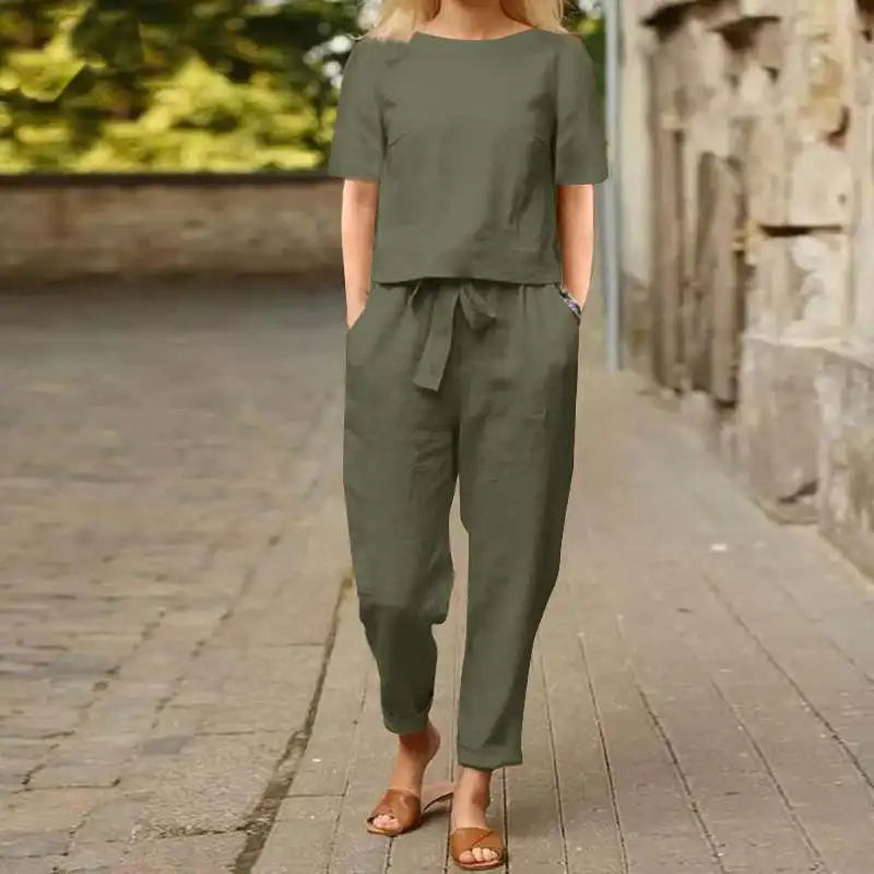 Romy – Set de salopete la modă pentru o eleganță relaxată