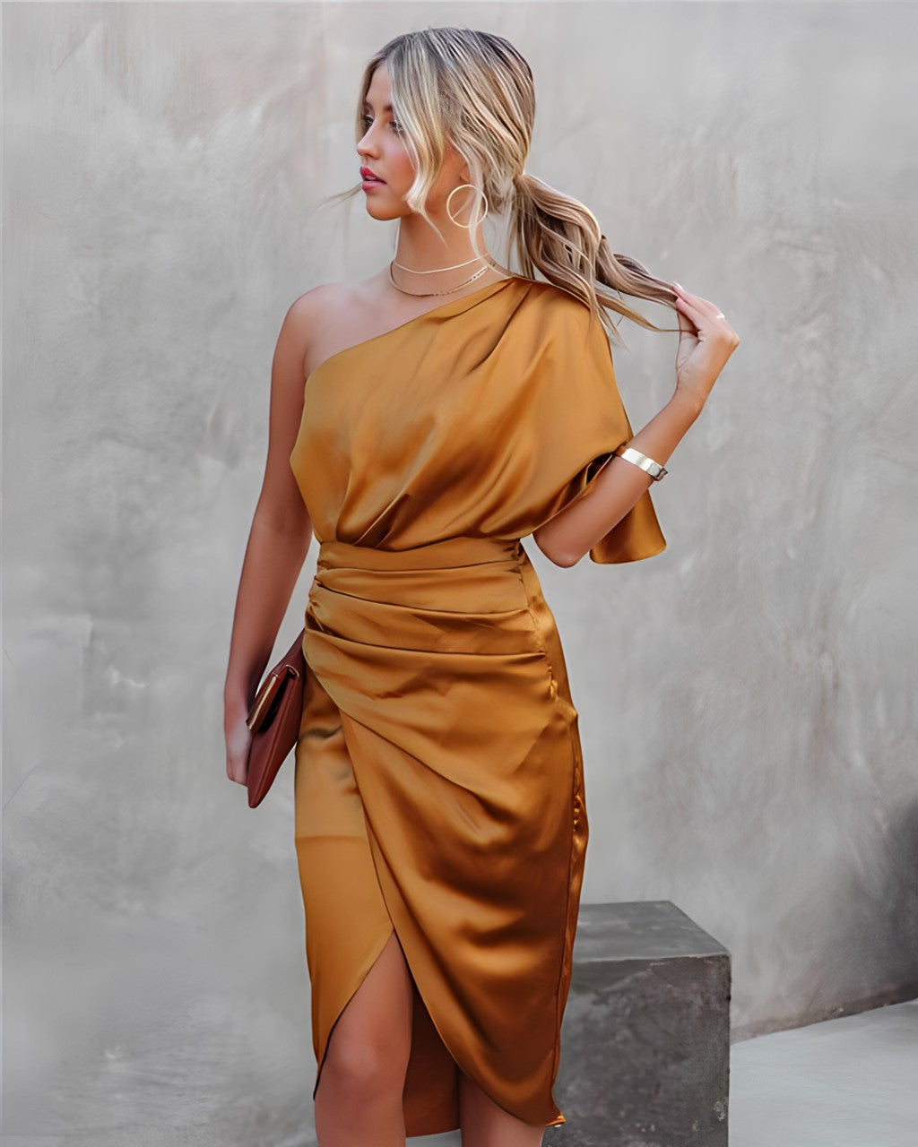 Colette – Rochie Minimalistă de Lux