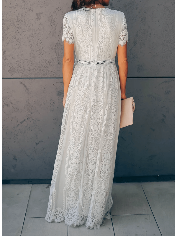 Angelica - Elegantă Rochie din Dantelă cu Decolteu în V
