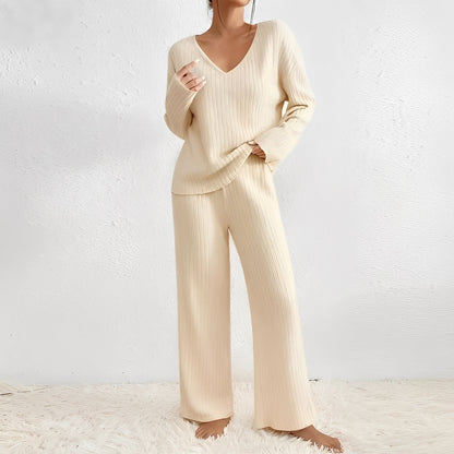 Carly - Set modern tricotat din două piese pentru dame