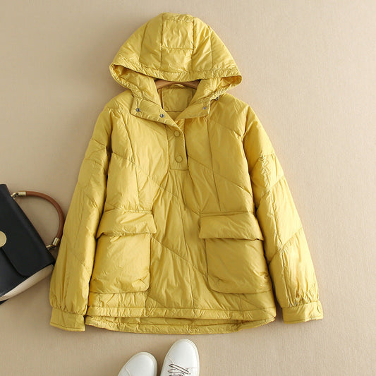 Amery - Haină de puf lejeră și colorată cu glugă pentru femei