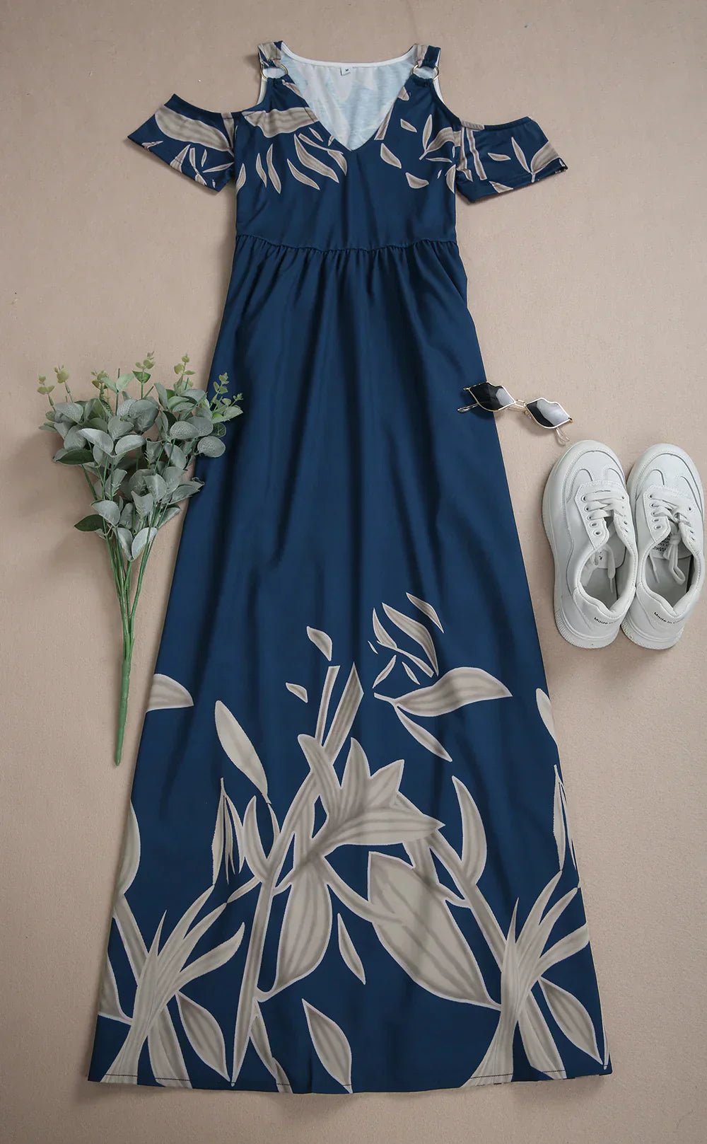 Orielle – Rochie Lunga cu Umeri Goi