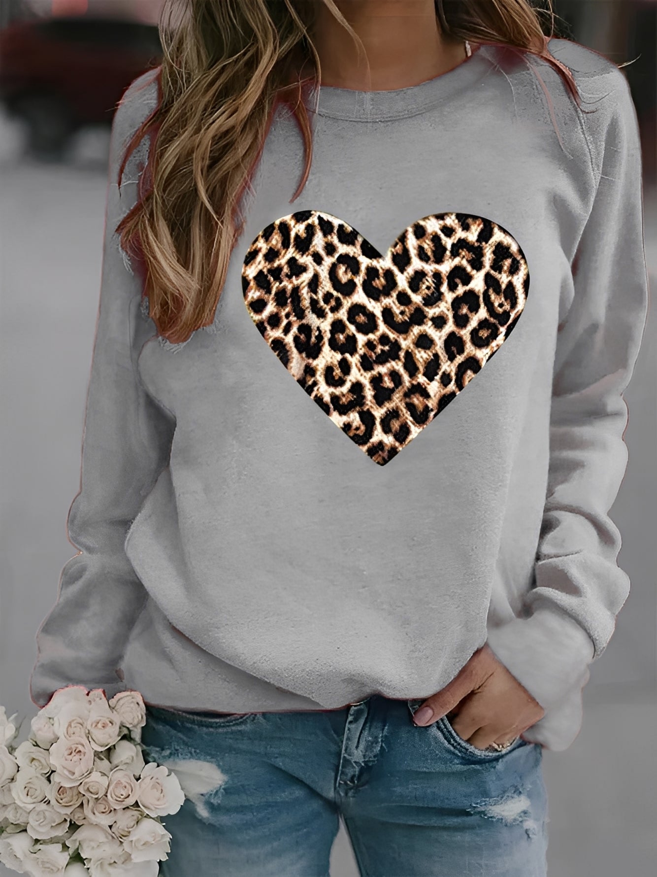 Daniella - Pulover lejer cu model inimioare pentru femei