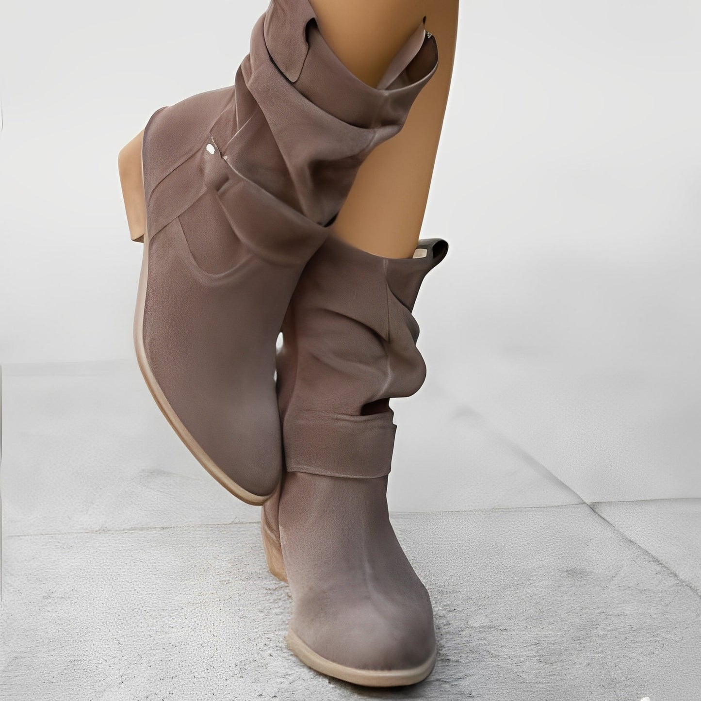 Marjorie - Cizme casual din piele întoarsă cu croială largă pentru femei