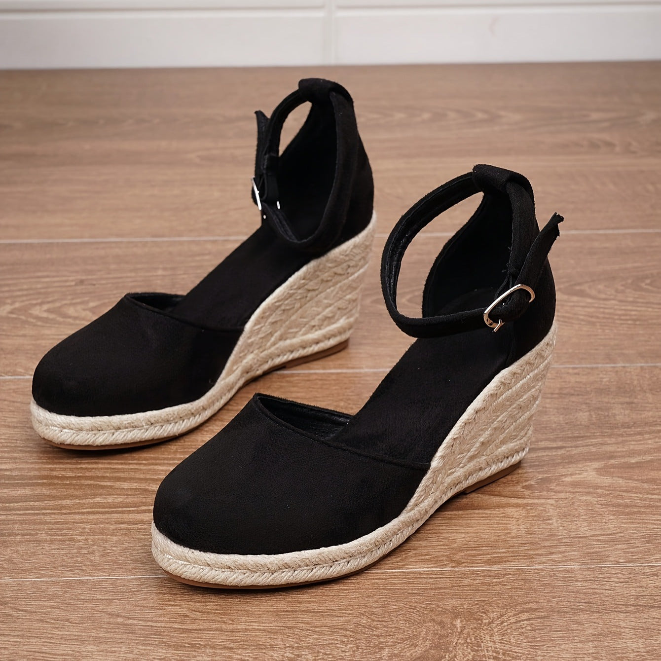 Nadia – Sandale cu barete plate pentru dame