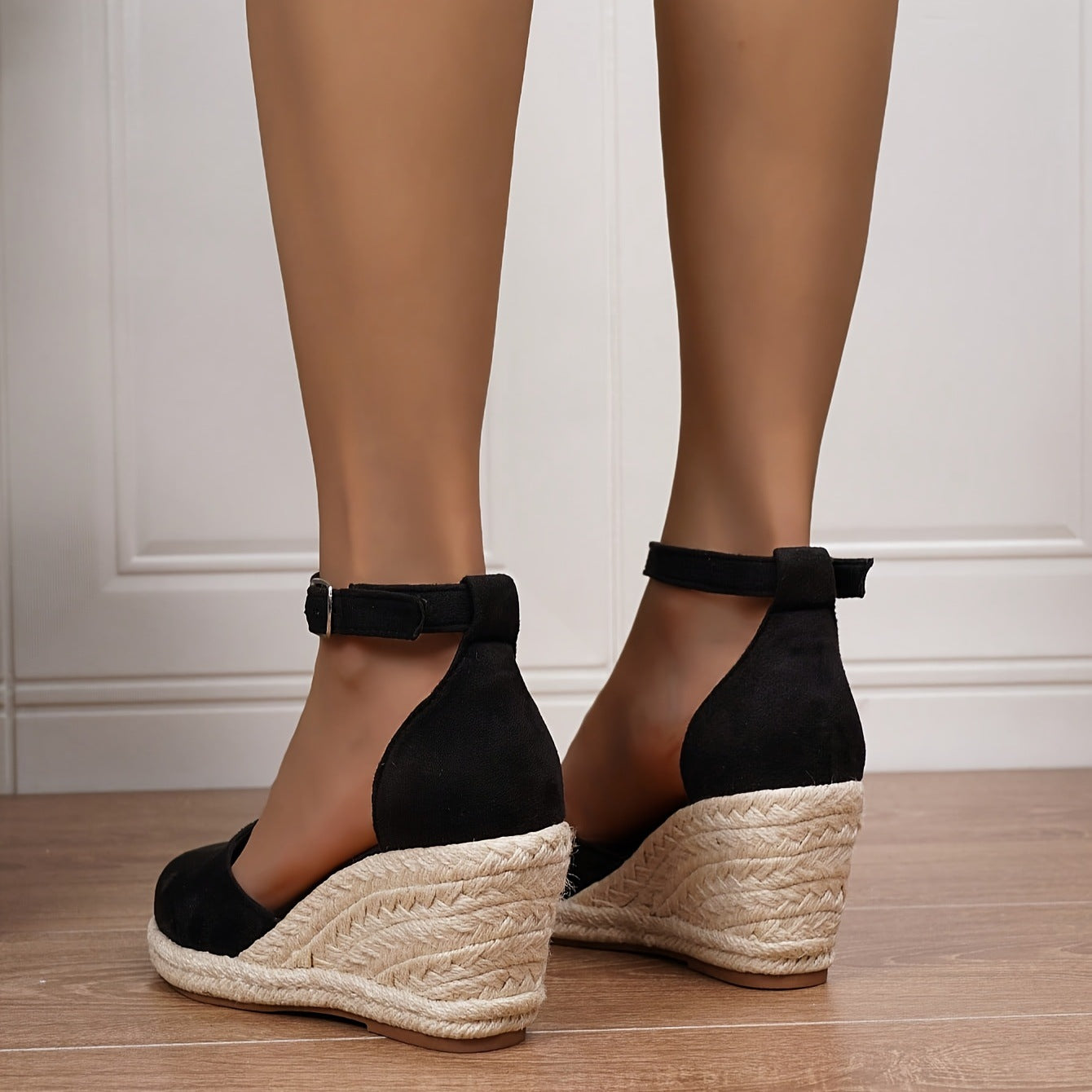 Nadia – Sandale cu barete plate pentru dame
