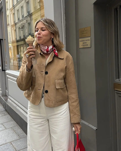 Lena – Jachetă scurtă din piele întoarsă cu închidere cu nasturi