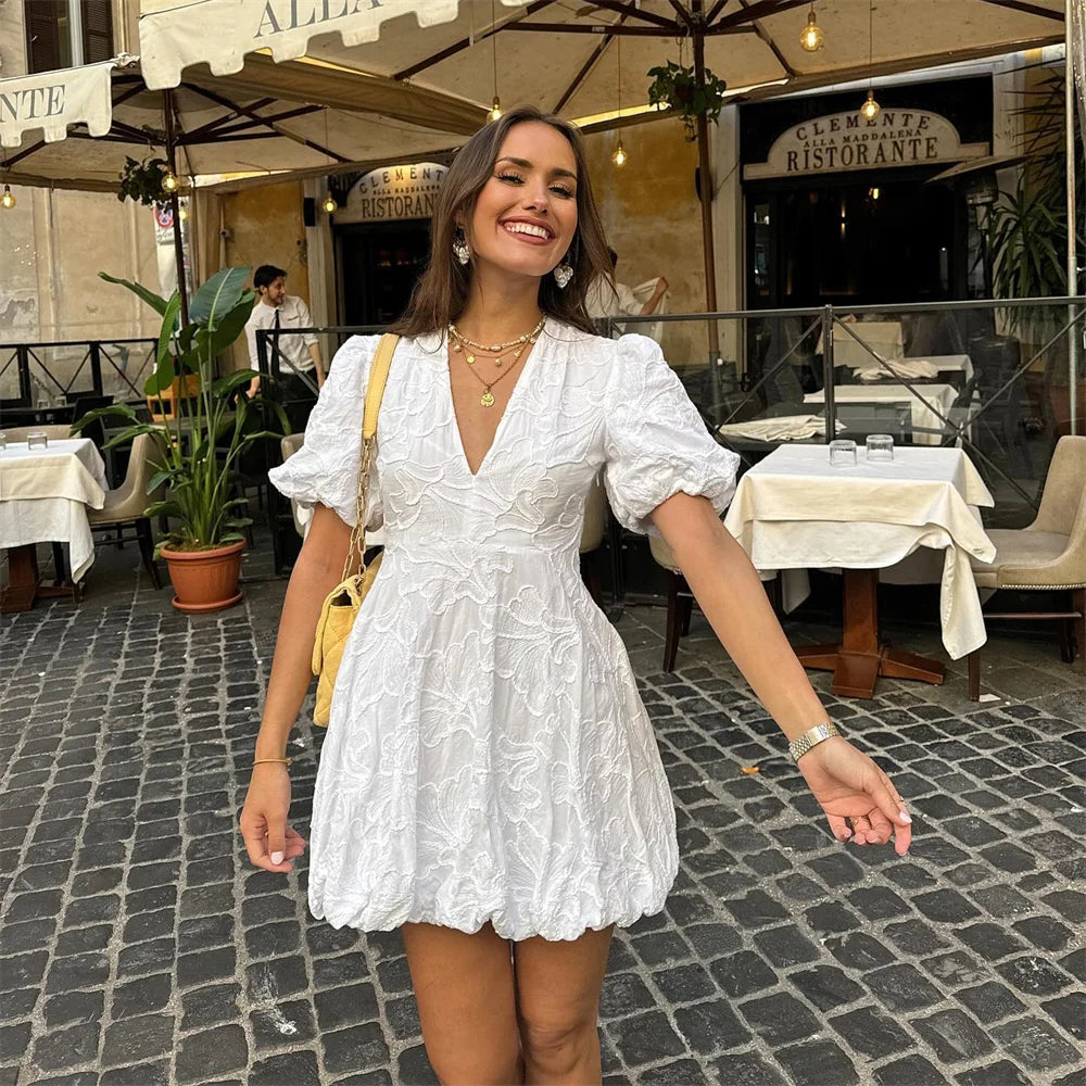 Gytha - Rochie elegantă albă pentru dame