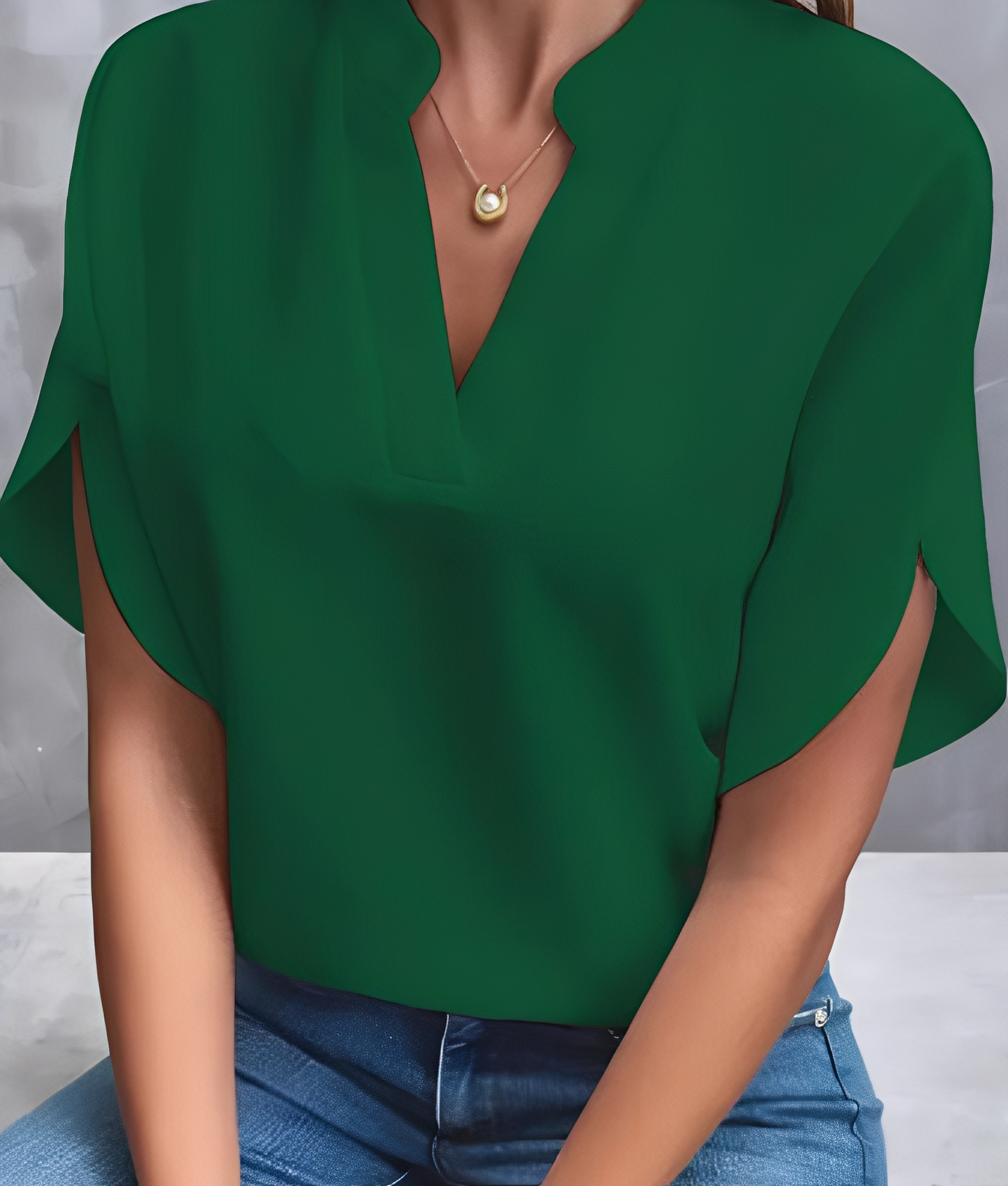 Chantelle - Bluza simplă cu decolteu în V pentru femei