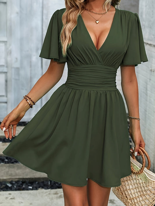 Cressida – Rochie cu Talie Fronsată și Farmec Elegant