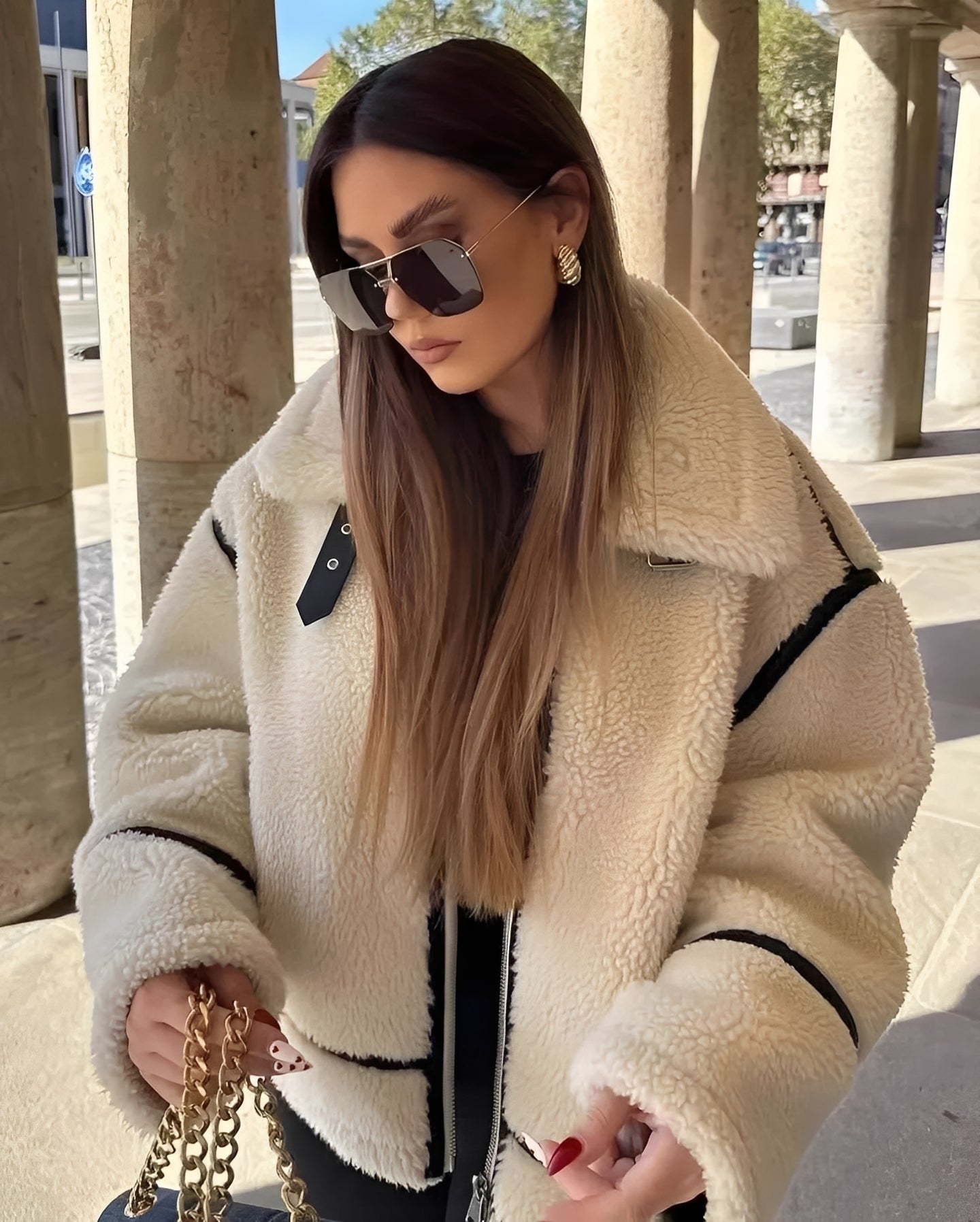 Irene - Jachetă groasă și călduroasă din blană plușată pentru femei