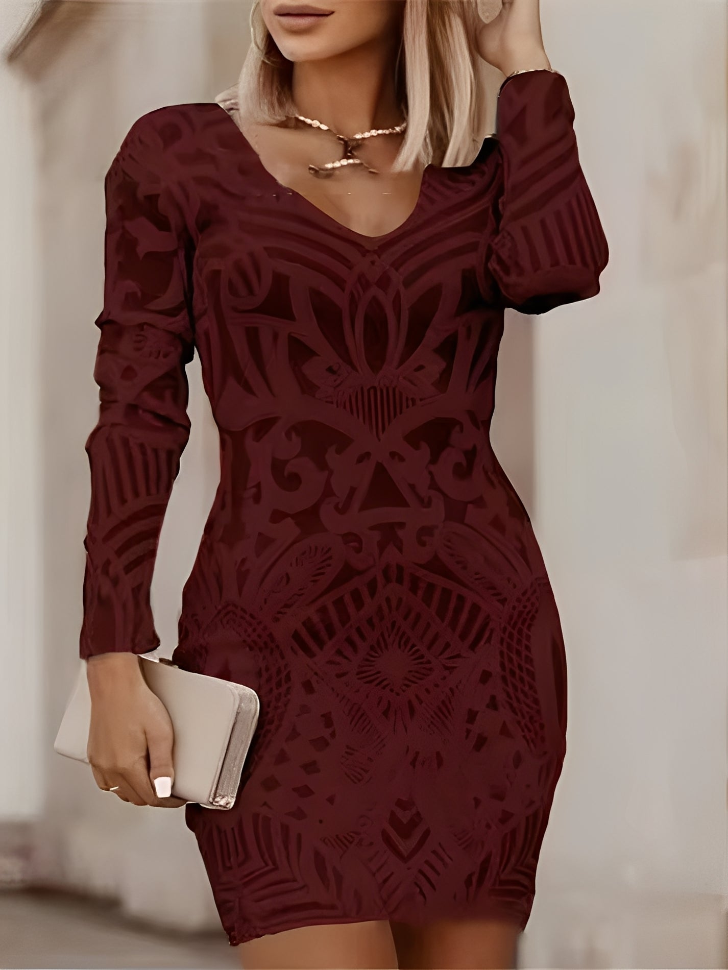 Felisha - Rochie mini cu mâneci lungi și croială mulată pentru femei