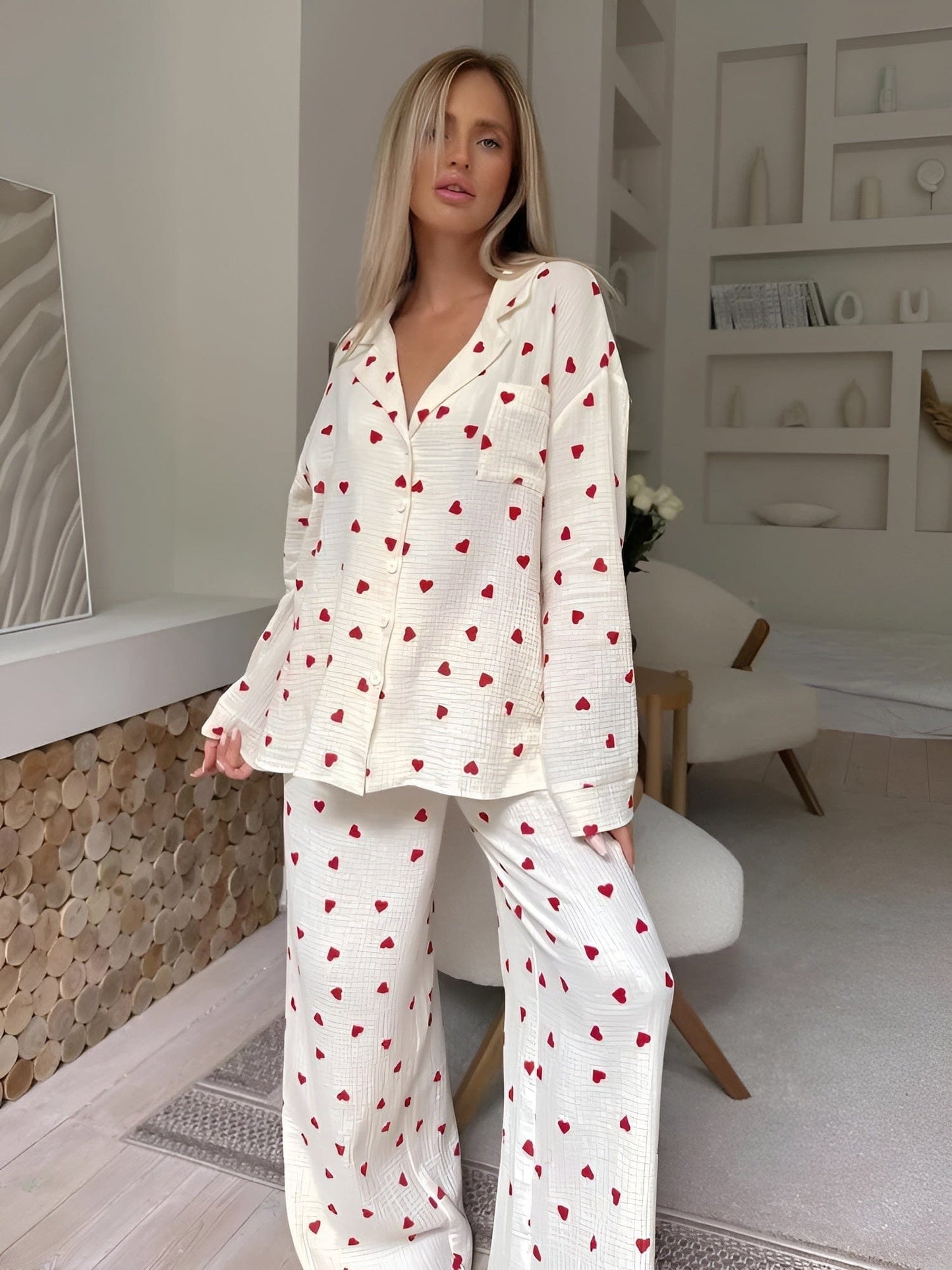 Lola – Pijama elegant cu motive inimioare