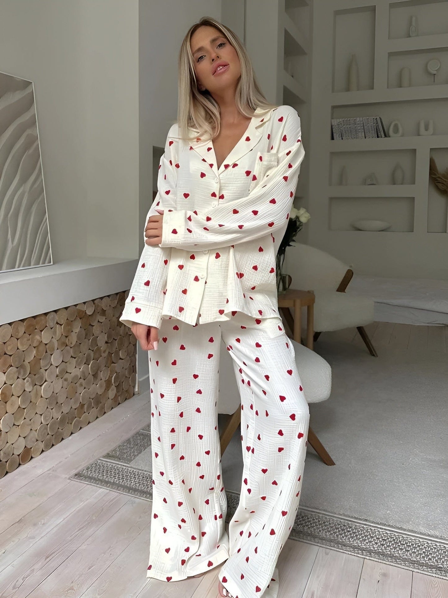 Lola – Pijama elegant cu motive inimioare