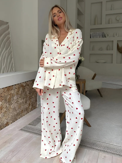 Lola – Pijama elegant cu motive inimioare